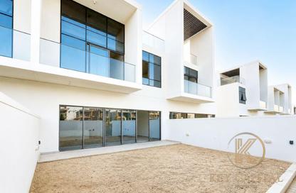 Villa - 4 - 6 for sale in Opal Gardens - District 11 - Mohammed Bin Rashid City - Dubai