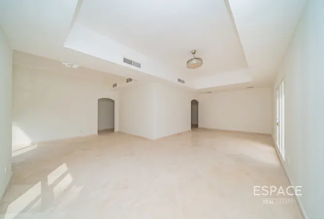 162793917 - Property Image 3