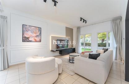 Villa - 5 - 6 for rent in Meadows 5 - Meadows - Dubai