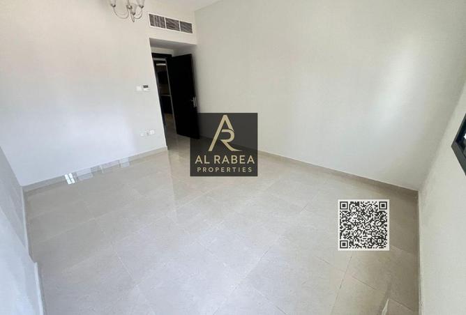 87465694 - Property Image 3