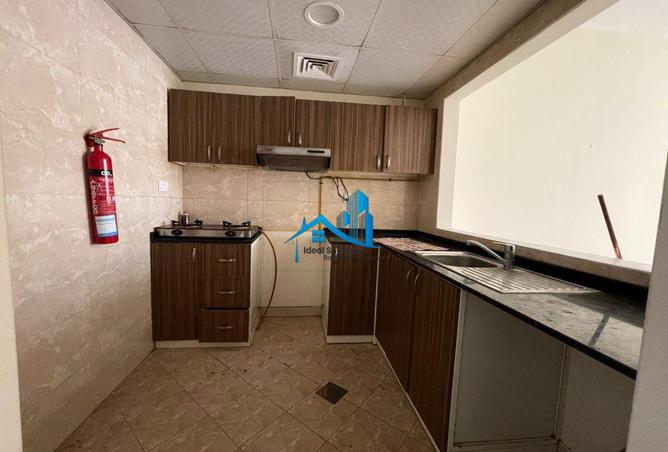 Close to ST Marry School | Extra Large | 6 CHQS