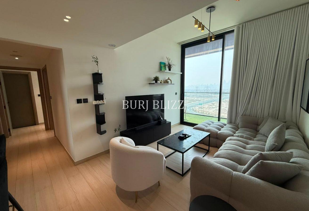 Elegant 2BR Home | Fully Furnished | Marina View photo 6