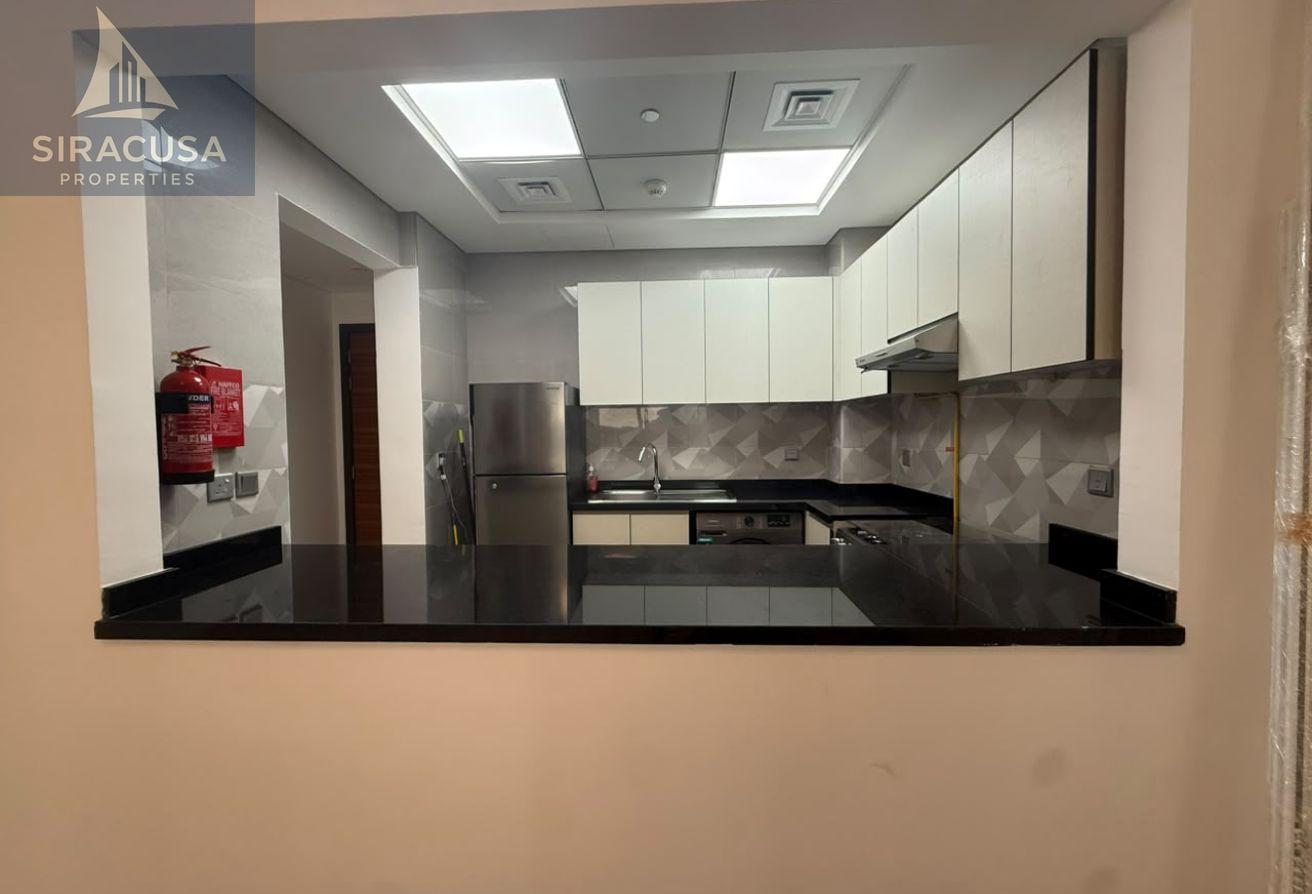 Semi Furnished | Ready to Move | Generous Size photo 5
