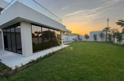 فيلا - 4 غرف نوم - 7 حمامات للبيع في الشارقة جاردن سيتي - الشارقة