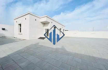 فيلا - 3 غرف نوم - 4 حمامات للايجار في الرفاع - رأس الخيمة