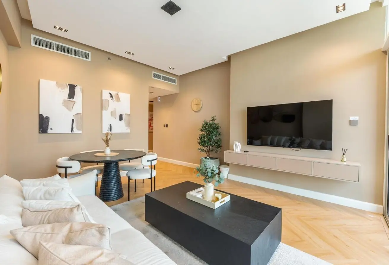152381781 - Property Main Image