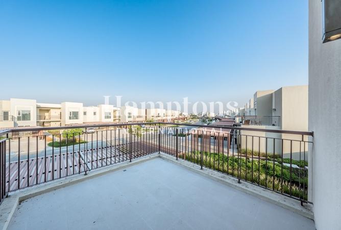 Modern 2BR + Large Balcony | Great Location
