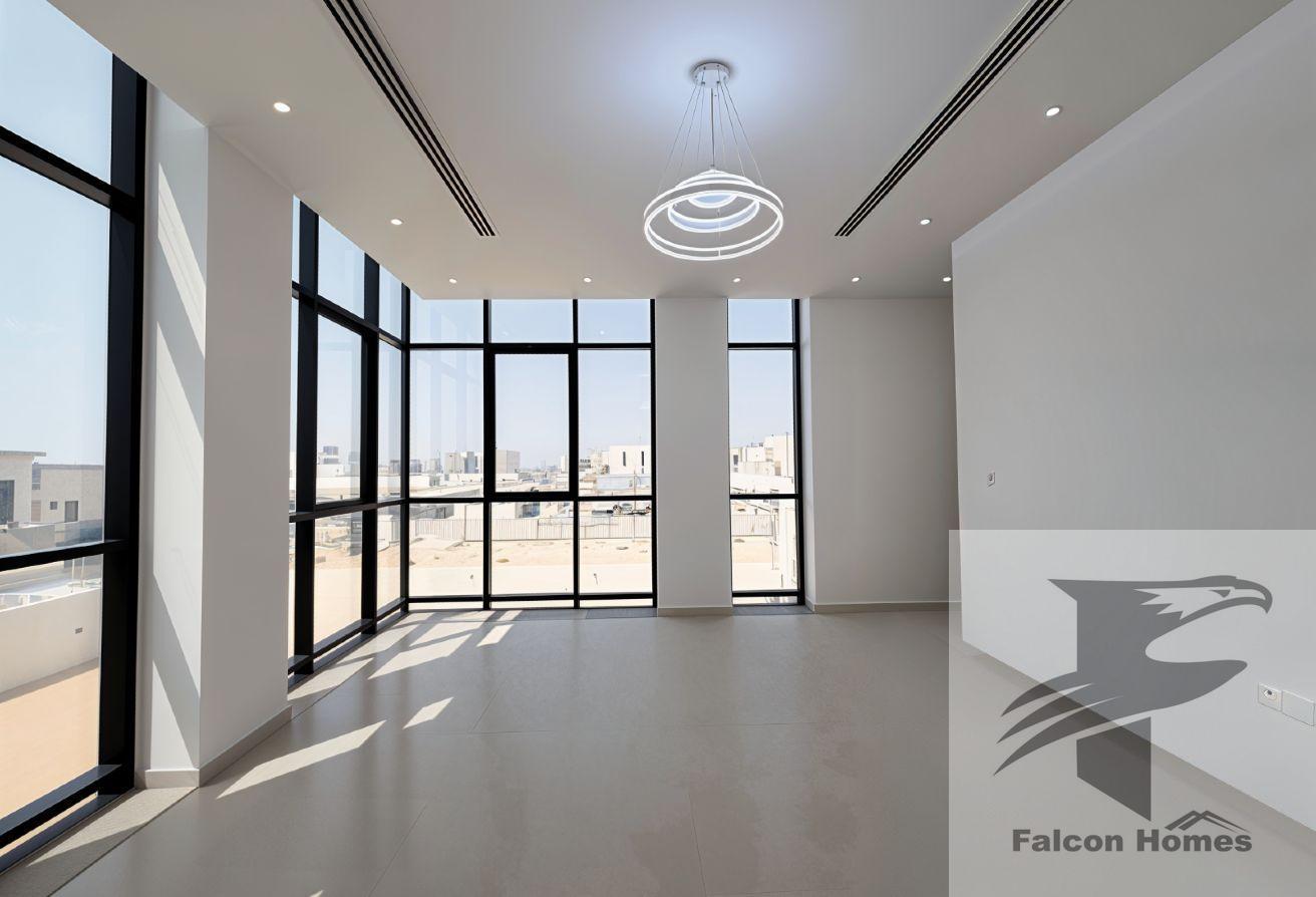 Brand New 4BR Villa with private Garden photo 9
