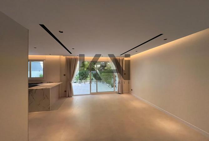 Renovated | Spacious | Vacant