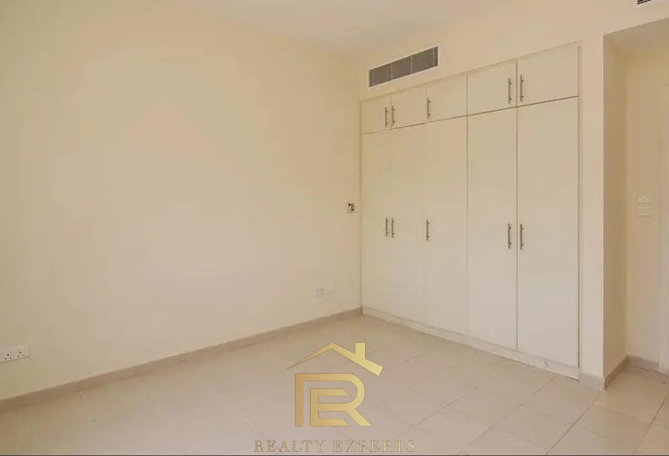 62279346 - Property Main Image