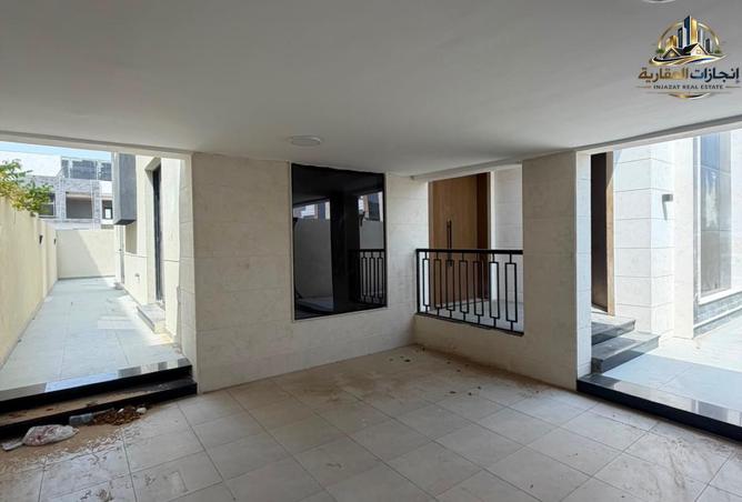 126544618 - Property Image 2