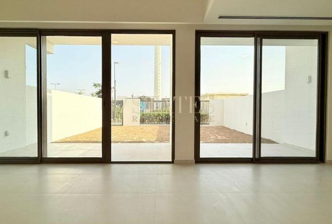 83238683 - Property Image 3