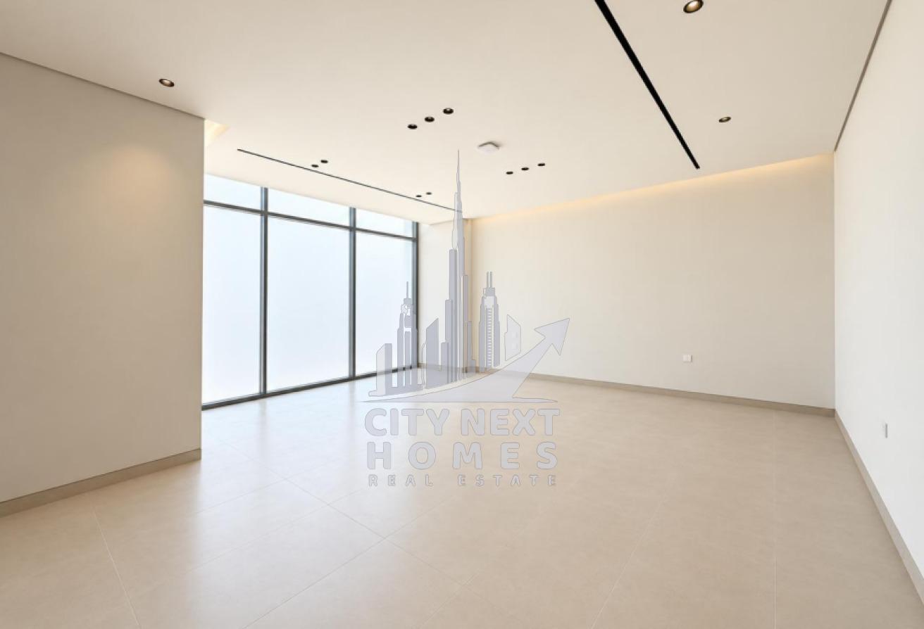 Spacious 6BR Villa | Majlis| Maid| Garden| Parking photo 4