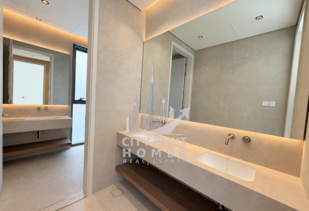 Spacious 6BR Villa | Majlis| Maid| Garden| Parking photo 13