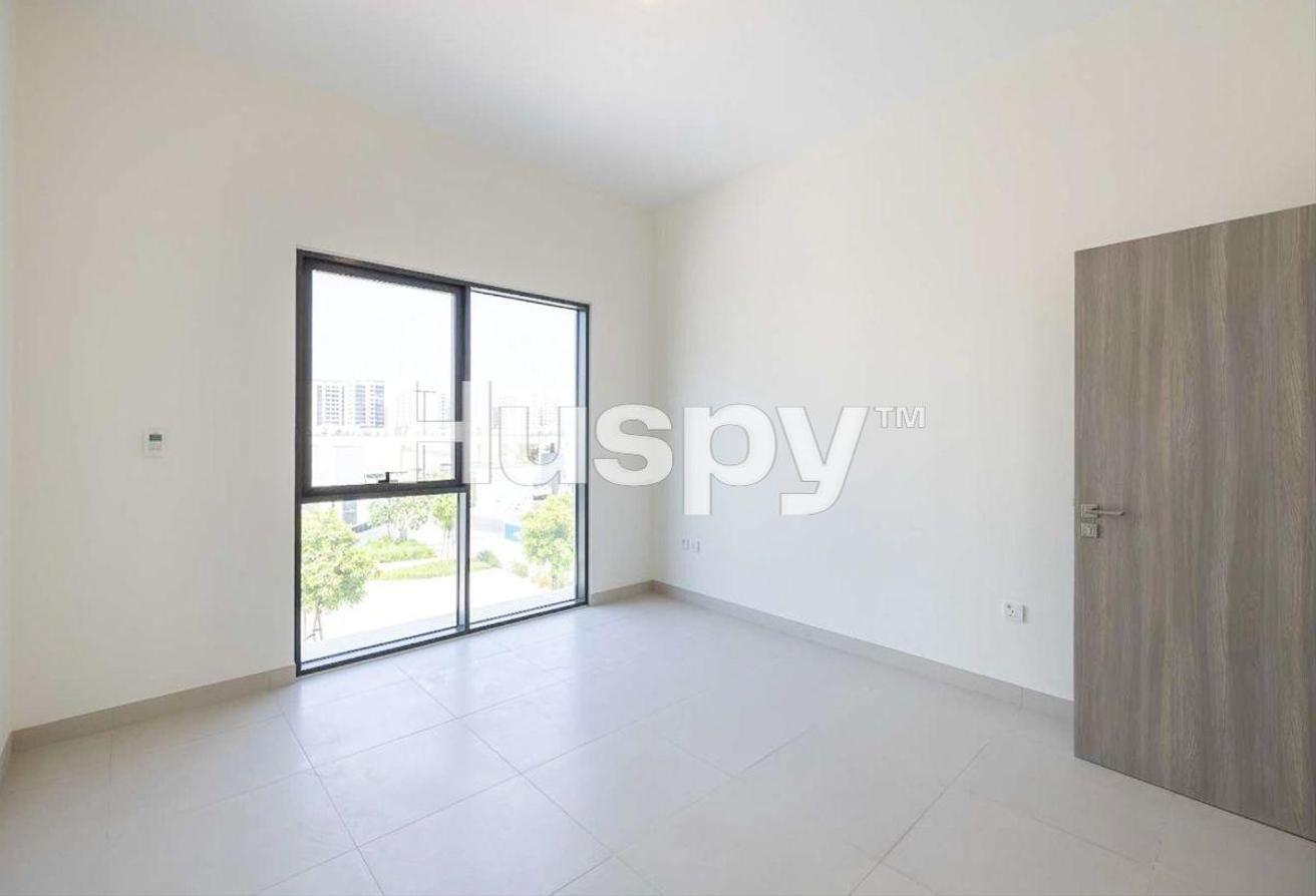 Standalone | Landscaped | Type A photo 9