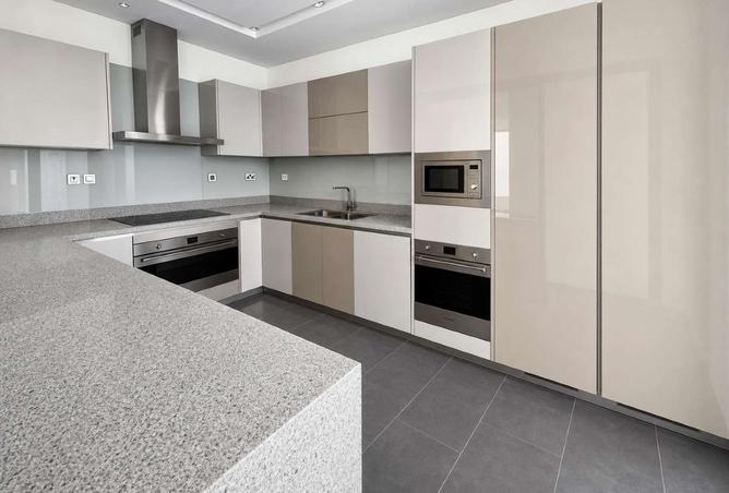 145070306 - Property Image 3