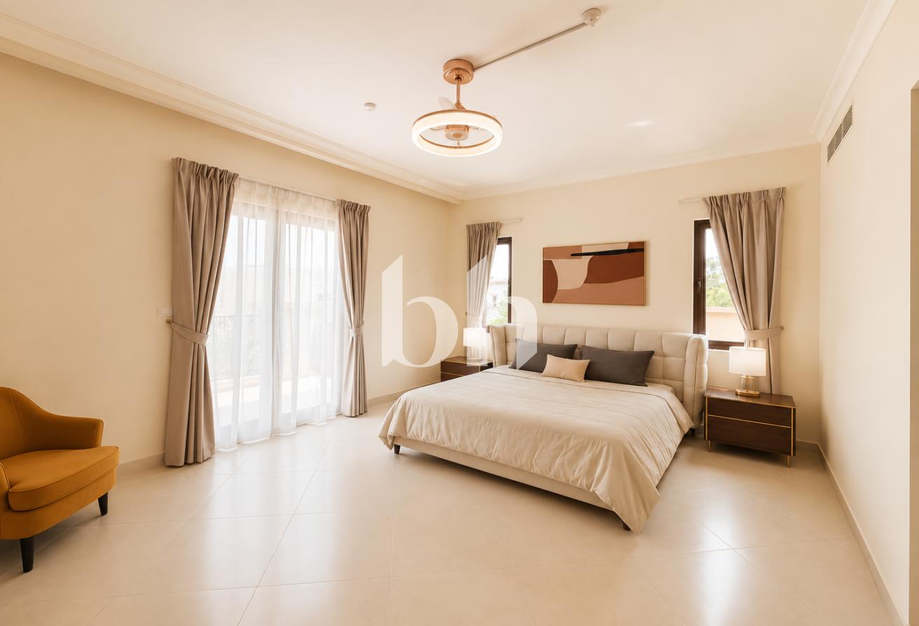 Large Plot | Close to Pool And Park | Rare Villa photo 18