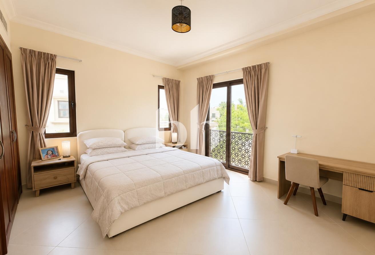 Large Plot | Close to Pool And Park | Rare Villa photo 21