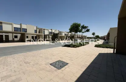 Townhouse - 3 Bedrooms - 4 Bathrooms for sale in La Violeta 2 - La Violeta - Villanova - Dubai Land - Dubai