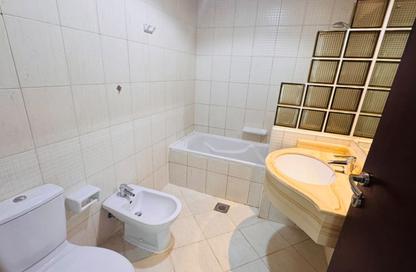 Apartment - 3 - 3 for sale in Beach Tower 1 - Al Khan Lagoon - Al Khan - Sharjah