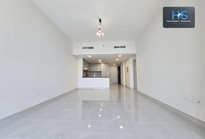 92721001 - Property Image 2