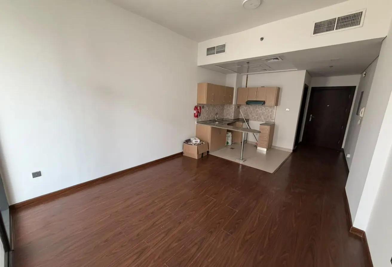 155583437 - Property Main Image