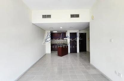 شقة - 1 - 2 للايجار في مبنى 90 - طراز البحر المتوسط - ديسكفري جاردنز - دبي شقة - 1 - 2 للايجار في مبنى 90 - طراز البحر المتوسط - ديسكفري جاردنز - دبي
