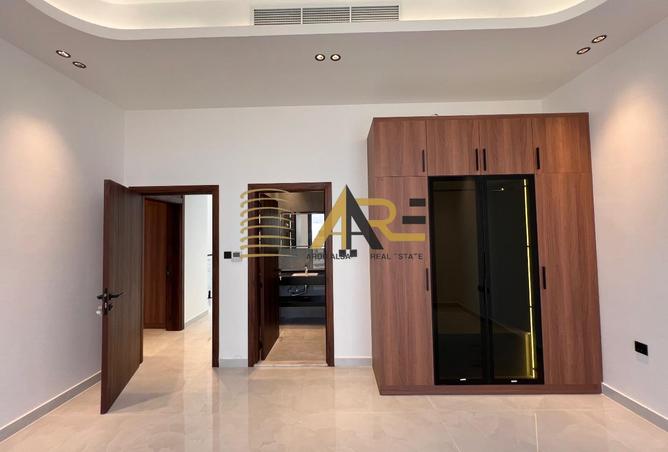 115916348 - Property Image 3