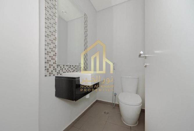 68301825 - Property Image 2