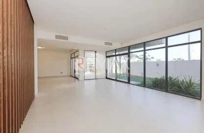 Villa - 4 Bedrooms - 5 Bathrooms for rent in West Yas - Yas Island - Abu Dhabi