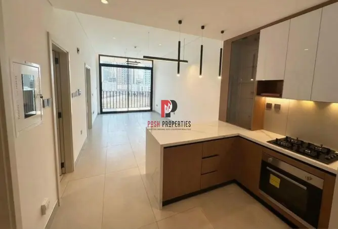 76982145 - Property Image 2