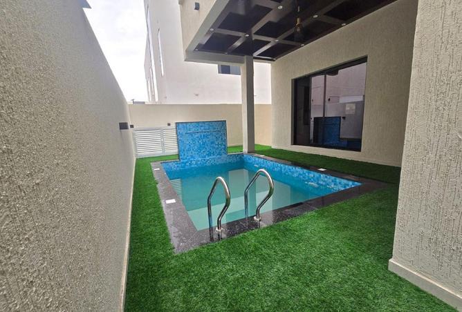 74232683 - Property Image 2