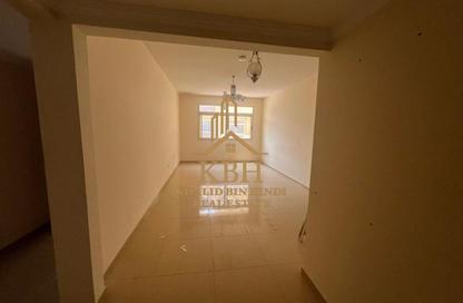 Apartment - 1 Bedroom - 2 Bathrooms for rent in Muweileh Community - Muwaileh Commercial - Sharjah Apartment - 1 Bedroom - 2 Bathrooms for rent in Muweileh Community - Muwaileh Commercial - Sharjah