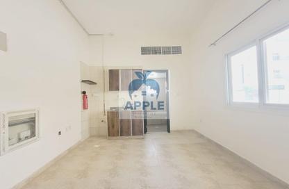 Apartment - Studio - 1 Bathroom for rent in Muwaileh 3 Building - Muwaileh - Sharjah
