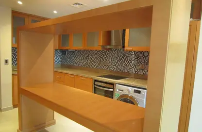 شقة - 1 حمام للايجار في برج يوبورا 1 - أبراج يو بورا - الخليج التجاري - دبي