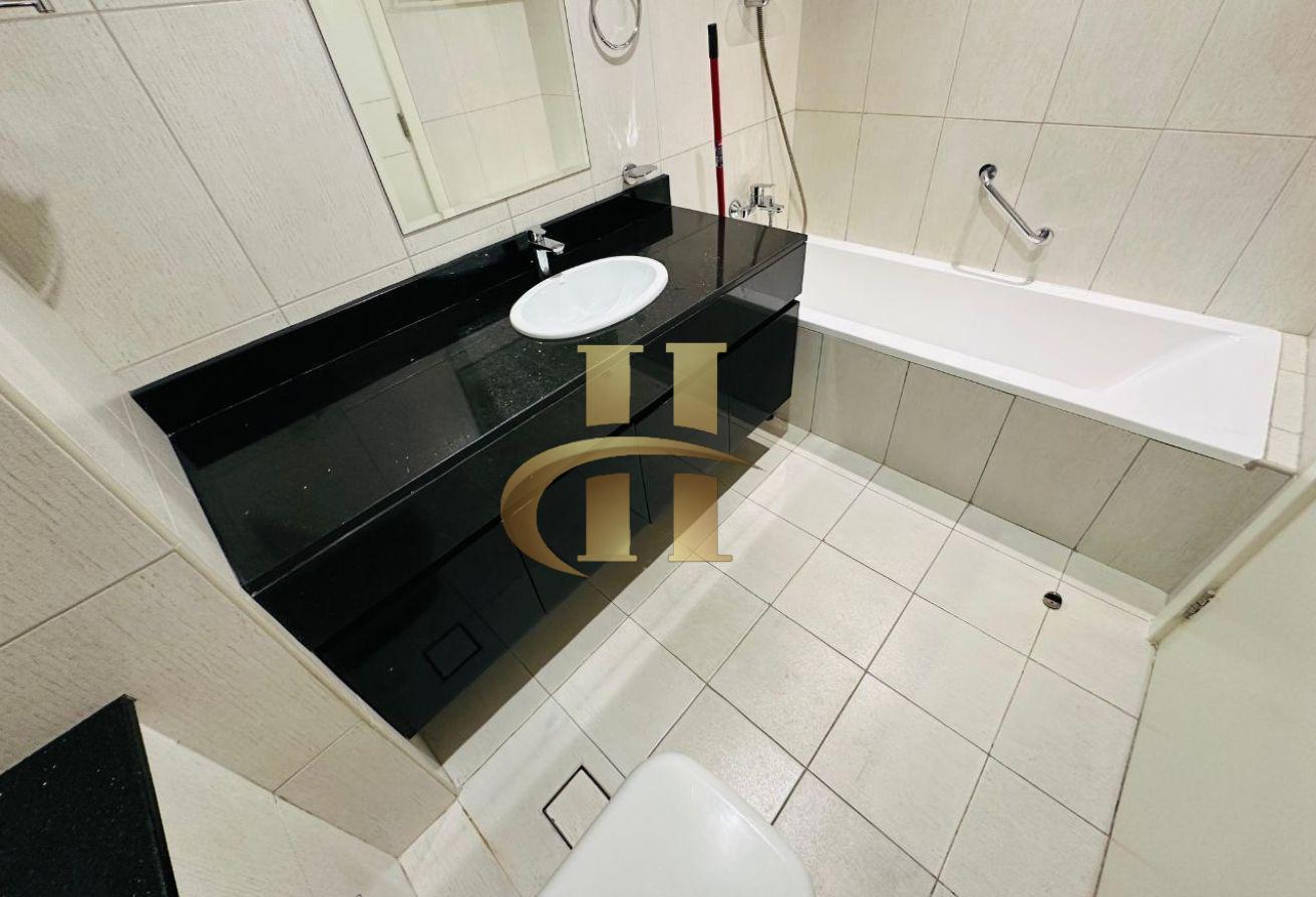 Fully Furnished | Great Amenities | Book Today photo 6