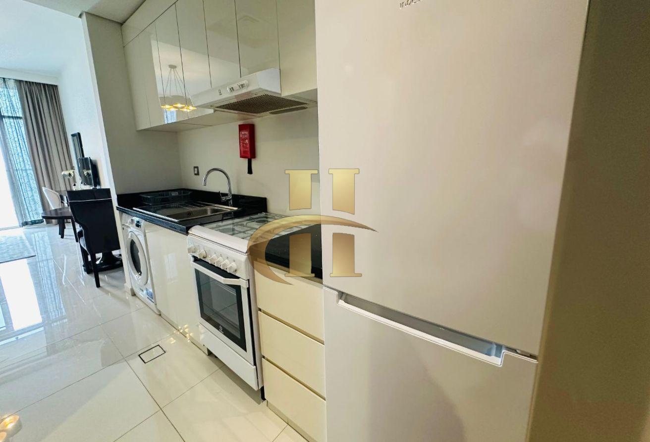 Fully Furnished | Great Amenities | Book Today photo 5