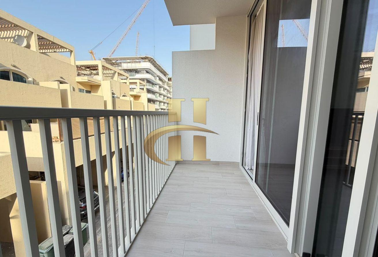 MODERN DESIGN | FULLY FURNISHED photo 12