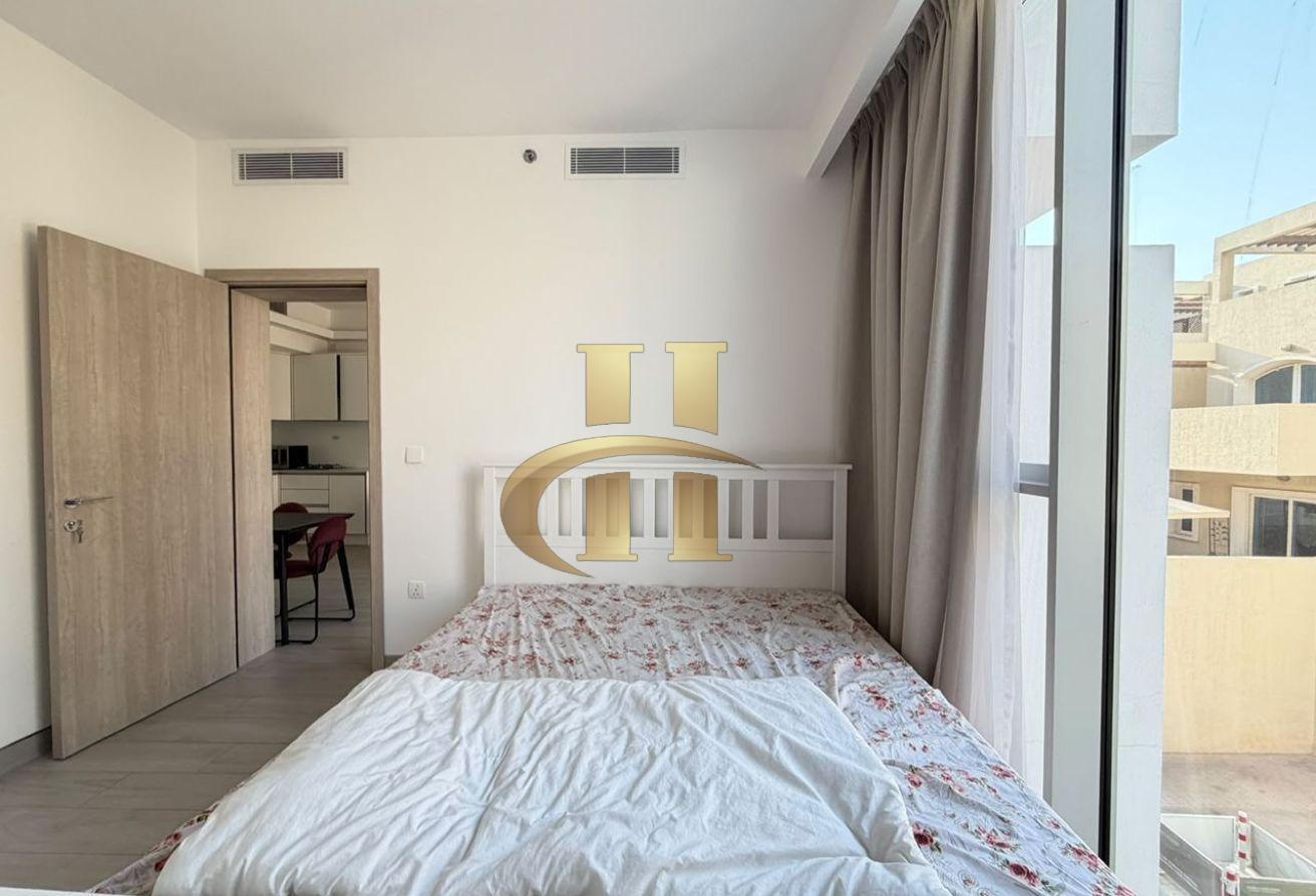 MODERN DESIGN | FULLY FURNISHED photo 5