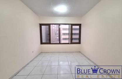 Apartment - 3 Bedrooms - 2 Bathrooms for rent in Silver Sands 1 - Al Mankhool - Bur Dubai - Dubai