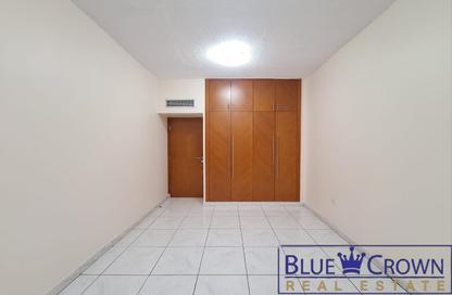 Apartment - 3 Bedrooms - 2 Bathrooms for rent in Silver Sands 1 - Al Mankhool - Bur Dubai - Dubai