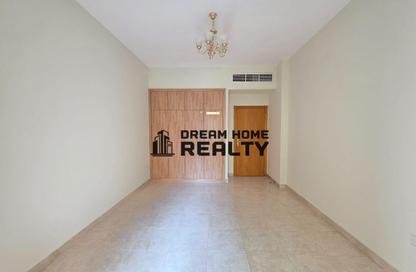 Apartment - 1 Bedroom - 2 Bathrooms for rent in Al Qulaya'ah - Al Sharq - Sharjah Apartment - 1 Bedroom - 2 Bathrooms for rent in Al Qulaya'ah - Al Sharq - Sharjah