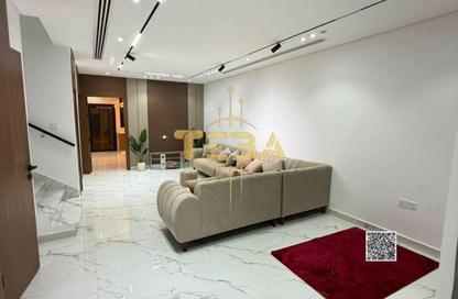Townhouse - 5 Bedrooms - 7 Bathrooms for sale in Al Helio 1 - Al Helio - Ajman