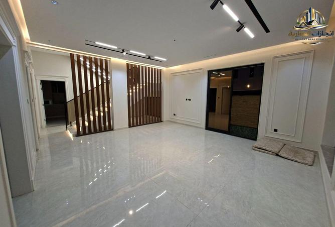 137452920 - Property Image 3