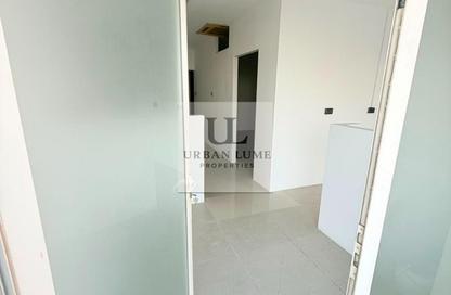 Shop - Studio - 1 Bathroom for rent in Building D3 - China Cluster - International City - Dubai