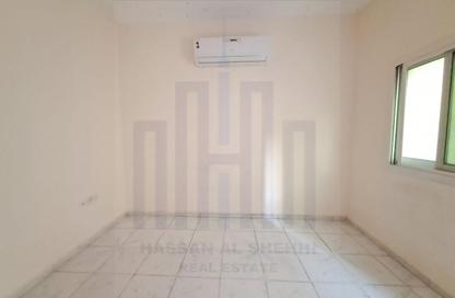 Apartment - 1 Bedroom - 1 Bathroom for rent in Muwailih Building - Muwaileh - Sharjah