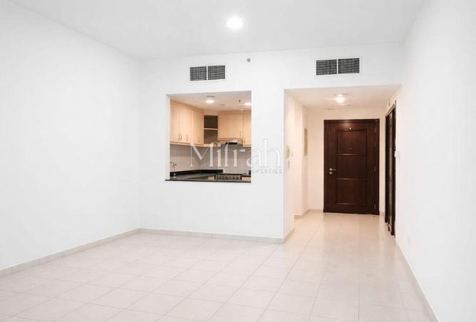 87892062 - Property Main Image