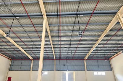 Warehouse - Studio - 1 for rent in Umm Al Thuoob - Umm Al Quwain