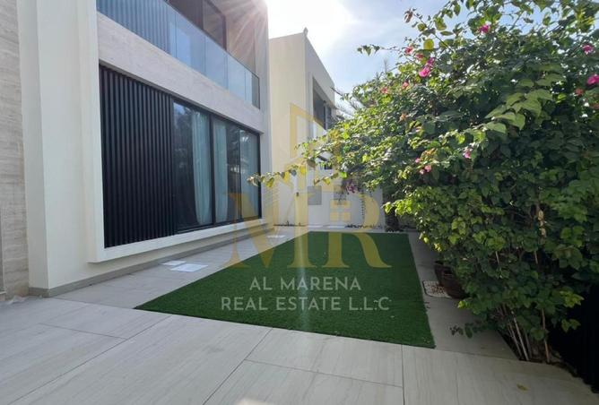 63653406 - صورة العقار 2