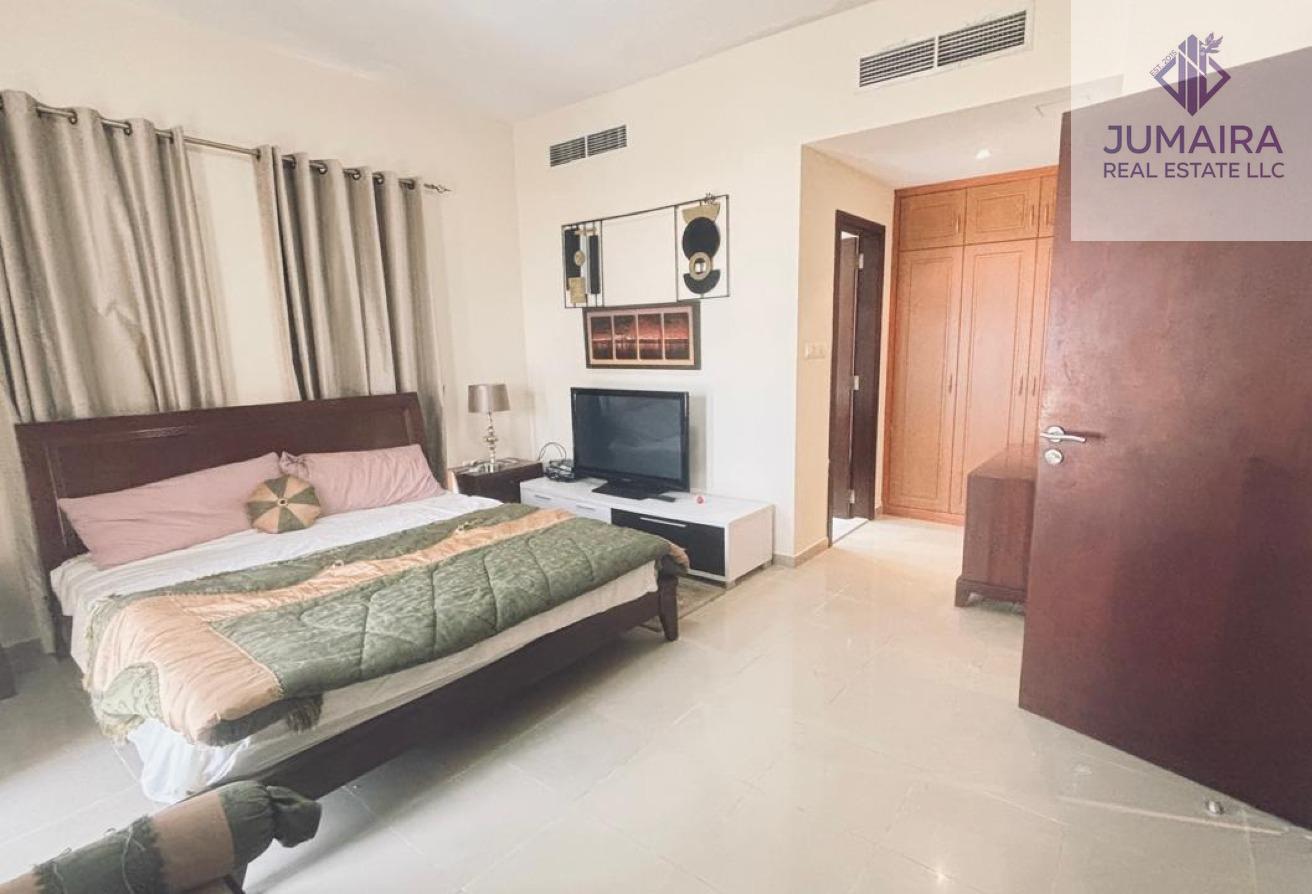 Full Sea View Renovated Apartment Steps TO BEACH